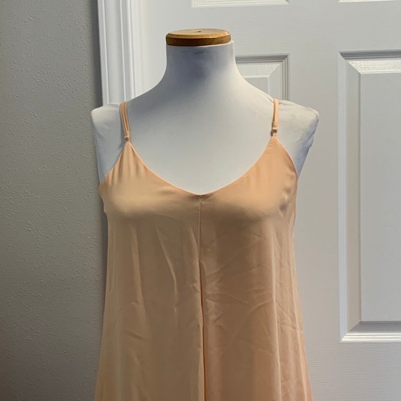NWOT Charlie Paige Flowy Peach Dress, Small - Picture 3 of 7